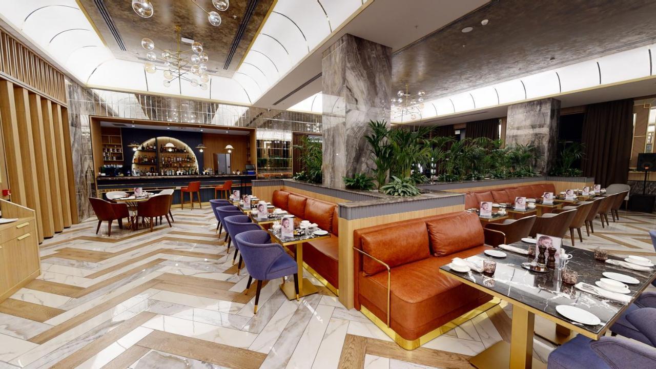 Intercontinental By Ihg Hotel