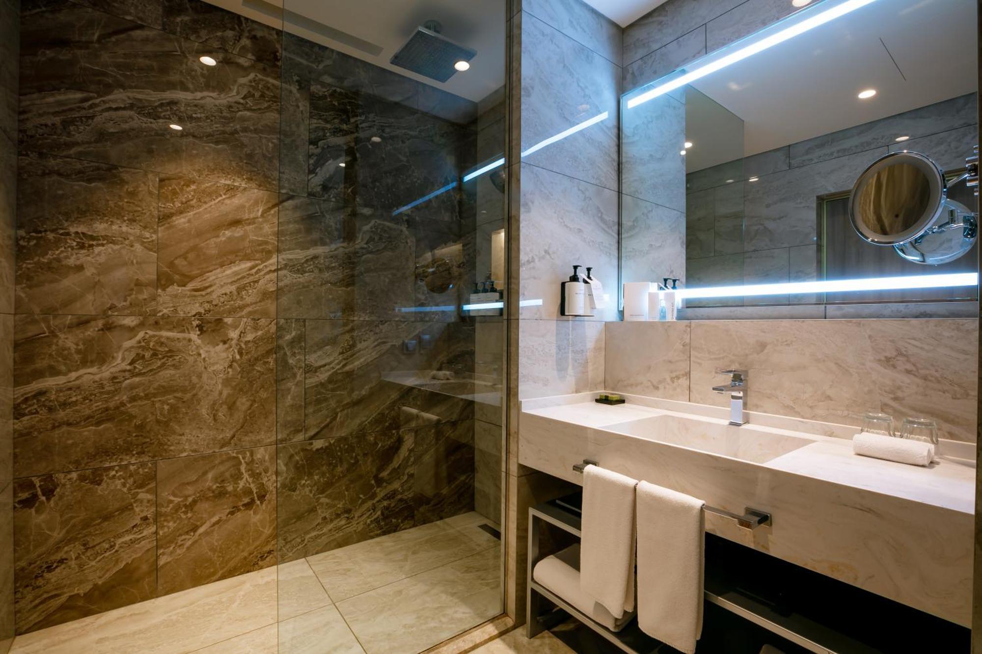 Intercontinental By Ihg